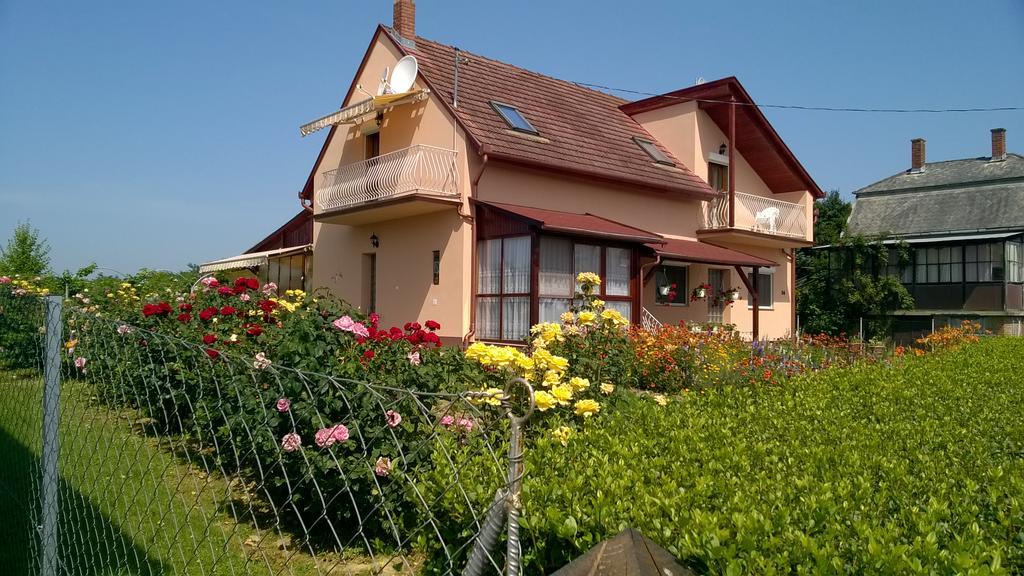 Dávid Apartmanház Zalakaros Esterno foto